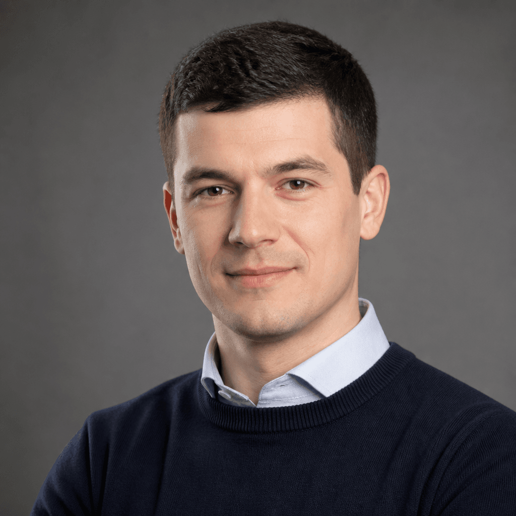 Portret Piotra Zielińskiego, redaktora umowab2b.pl